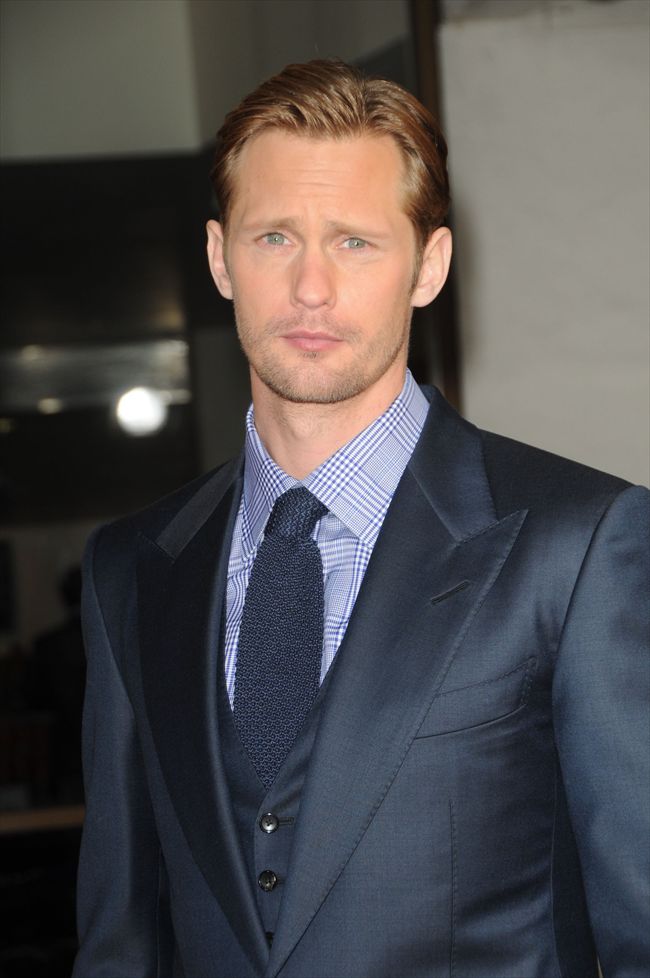 Alexander Skarsgard495_1121E02_DX060_H