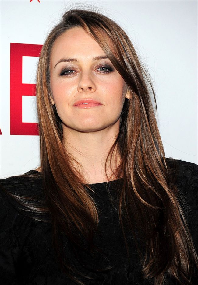 Alicia Silverstone604_1001APA_XX011_H