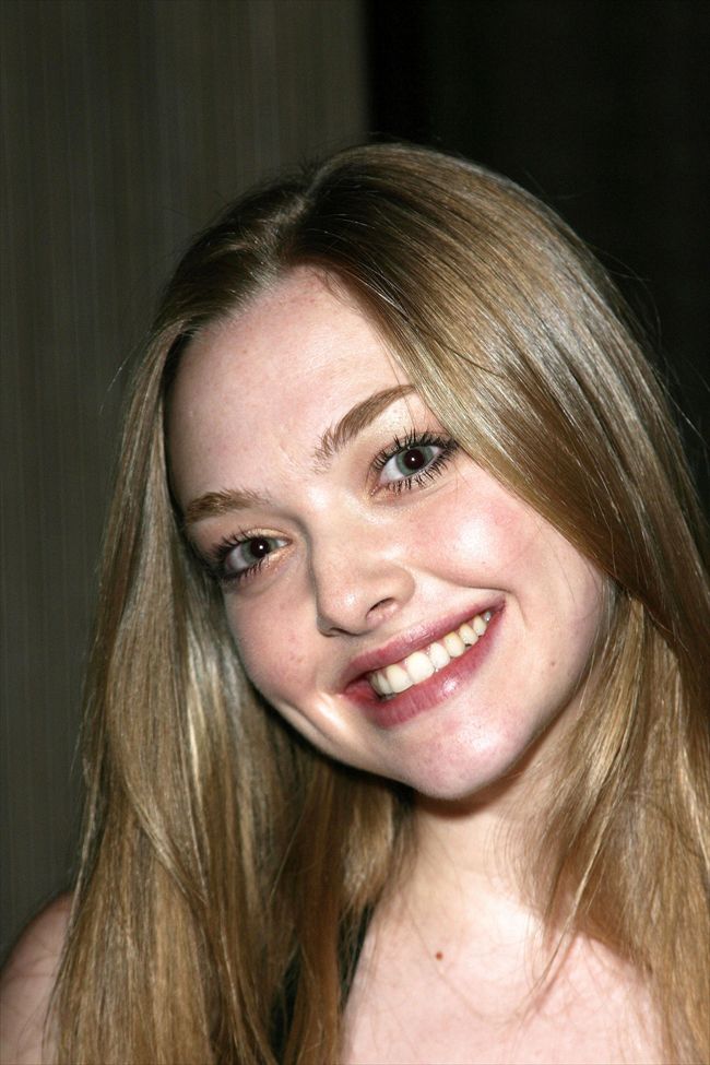 Amanda Seyfried739_0520FBA_EF010_H