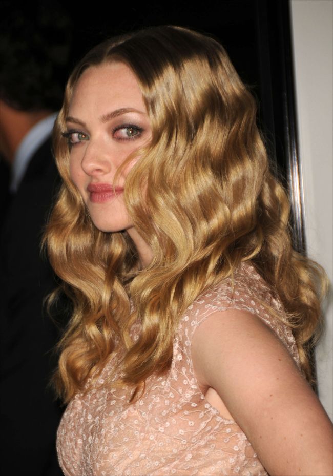 Amanda Seyfried763_20120221_zaf_l89_004