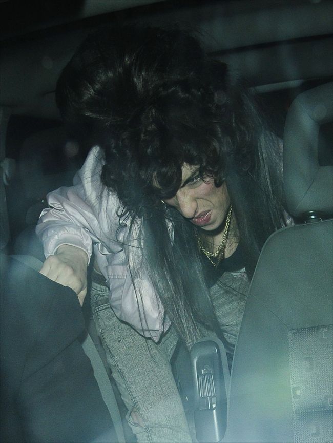 Amy Winehouse909_aflo_2008111912424049