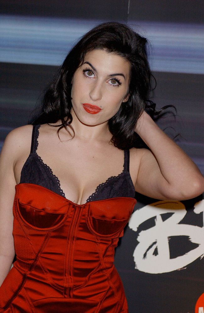 Amy Winehouse913_07273639
