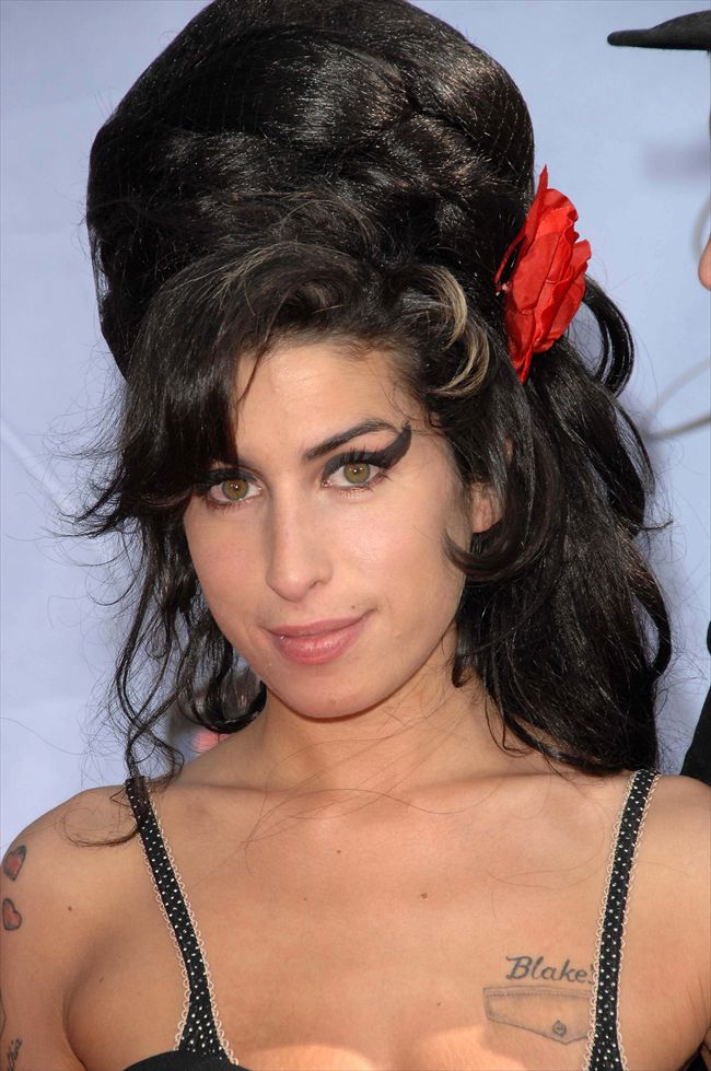 Amy Winehouse925_AMY WINEHOUSE3