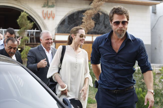 Angelina Jolie1061_aflo_2009100511281519