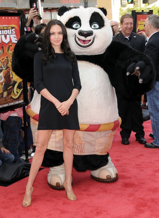 Angelina Jolie1168_Angie wif panda 3