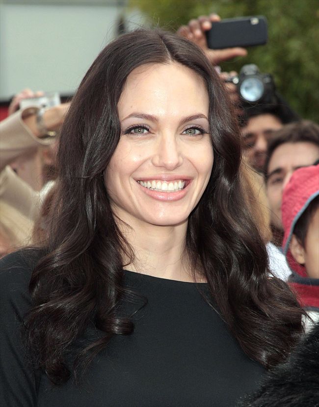 Angelina Jolie1193_0809NVA_DH013_H