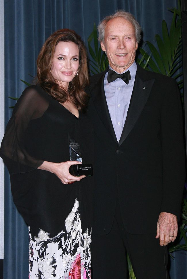 Angelina Jolie1333_Angelina Jolie and Clint Eastwood