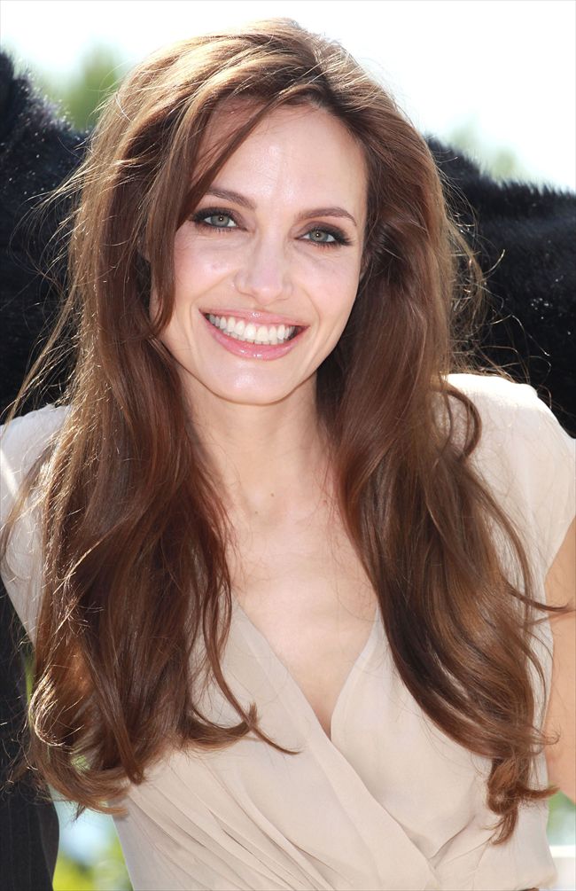 Angelina Jolie1423_wenn3337094