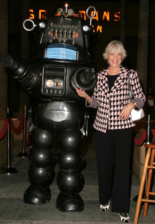 Anne Francis1615_Robby The Robot and Anne Francis