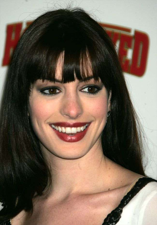 Anne Hathaway1656_08523901