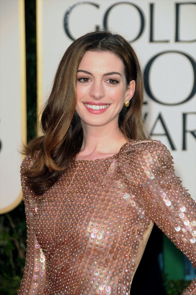 Anne Hathaway1660_17076649