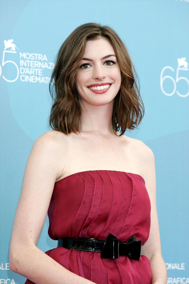 Anne Hathaway1706_ANNE HATHAWAY46