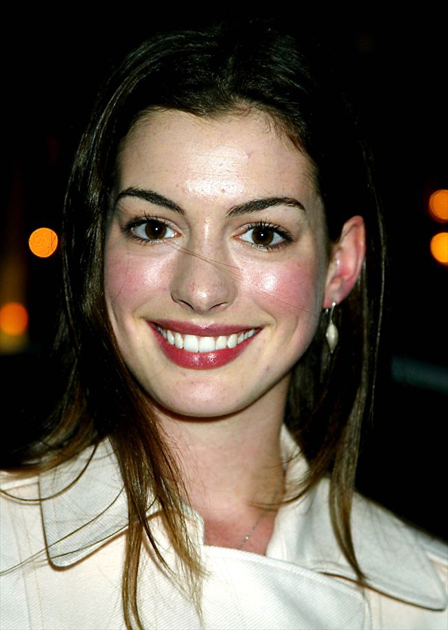Anne Hathaway1731_Anne Hathaway・p24549