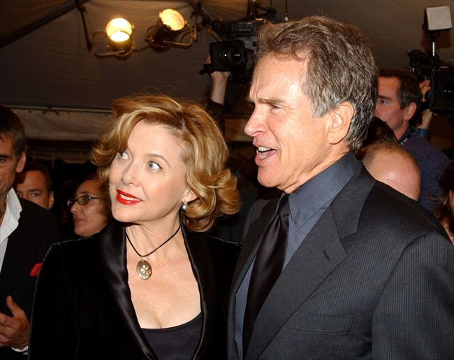 Annette Bening1764_20040909_gaf_a100_158