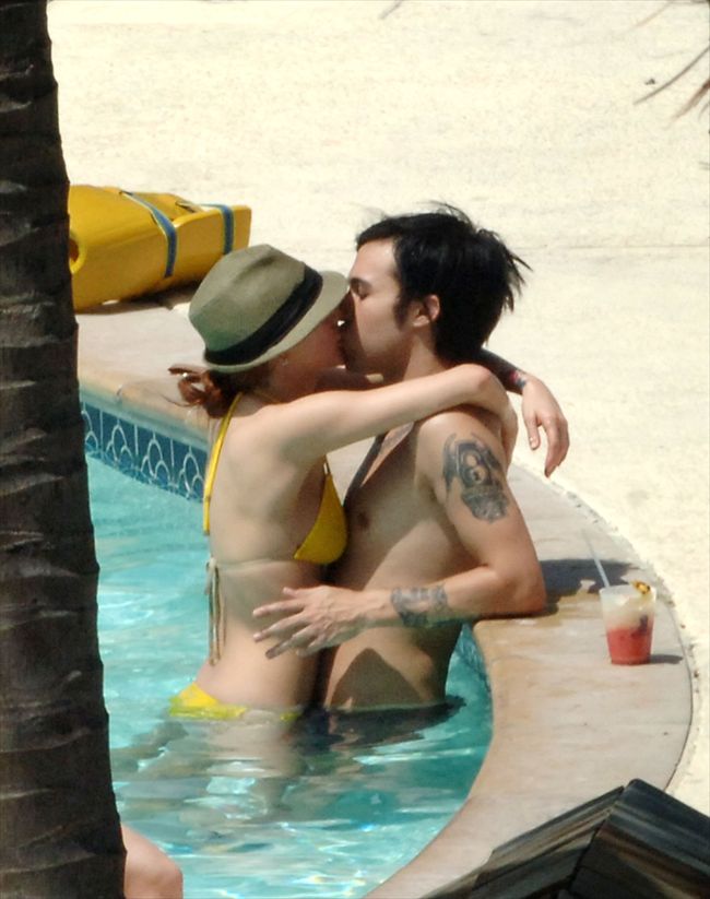 Ashlee Simpson1919_aflo_2008031410254823