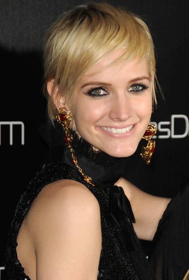 Ashlee Simpson1942_1002N03_DX026_H