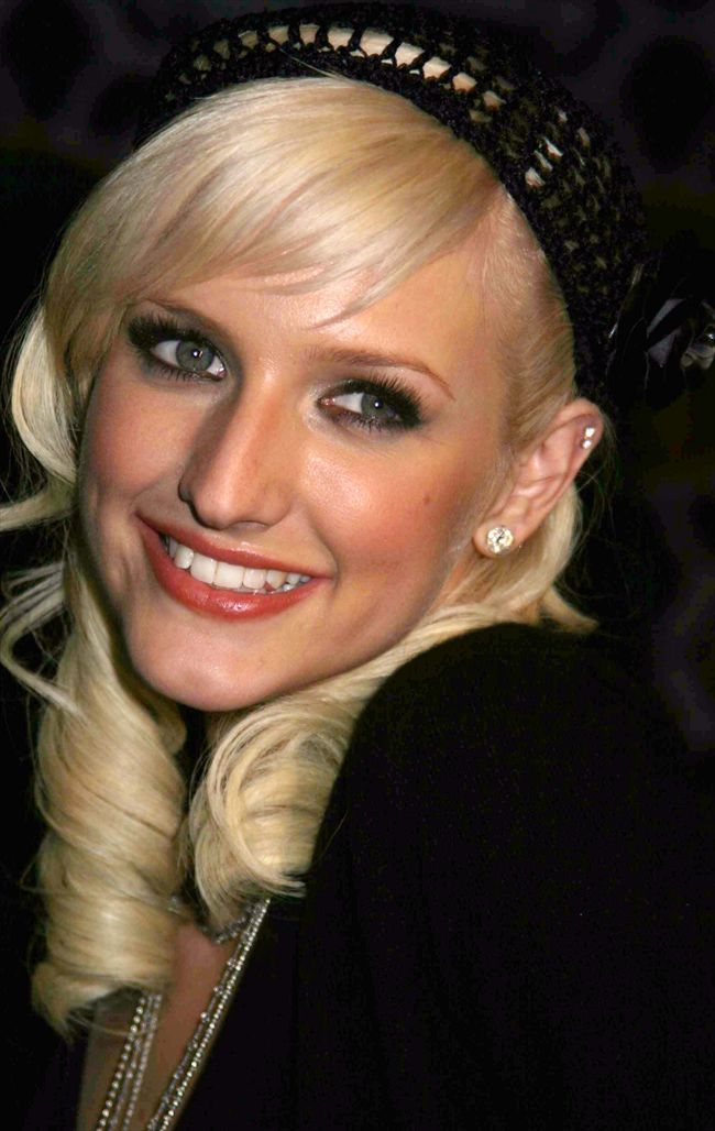 Ashlee Simpson1952_07984645
