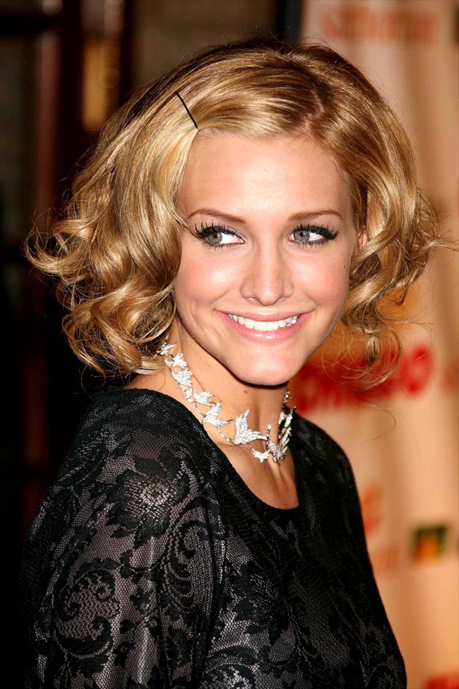 Ashlee Simpson1955_08819860