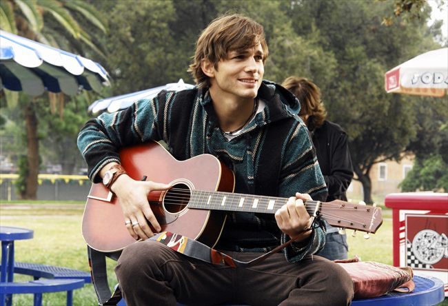 Ashton Kutcher2235_TCDMIGU_EC030_H