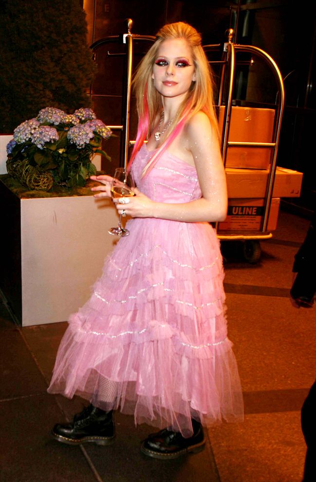 Avril Lavigne2372_AVRIL LAVIGNE12