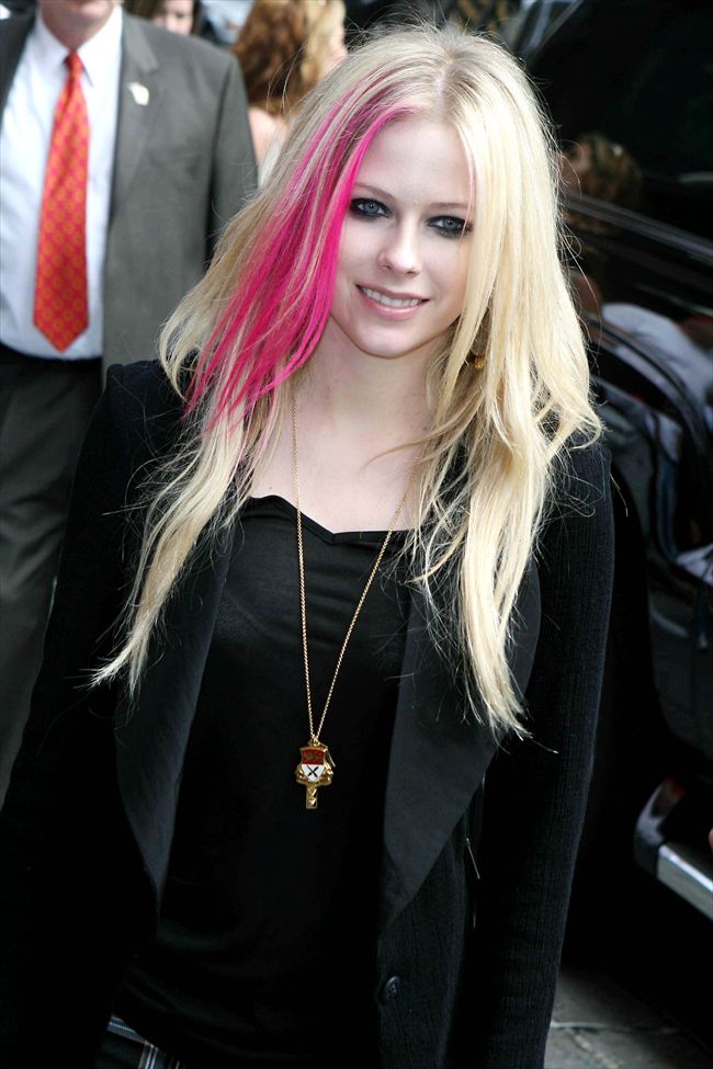 Avril Lavigne2386_AVRIL LAVIGNE24
