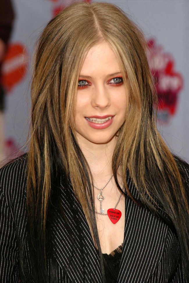Avril Lavigne2402_Avril Lavigne8・p35018_2_e2_5