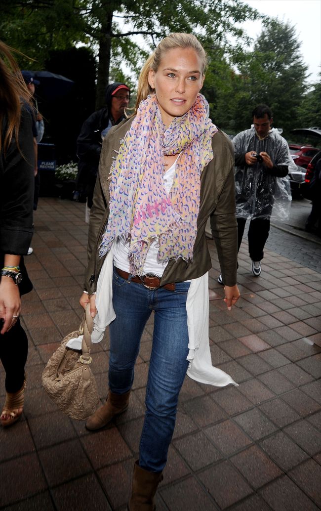 Bar Refaeli2485_1012SPG_OH021_H