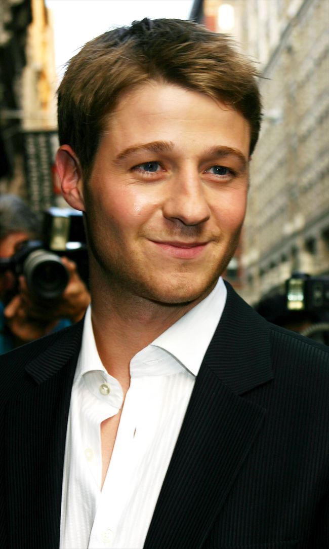 Benjamin Mckenzie2679_07906257