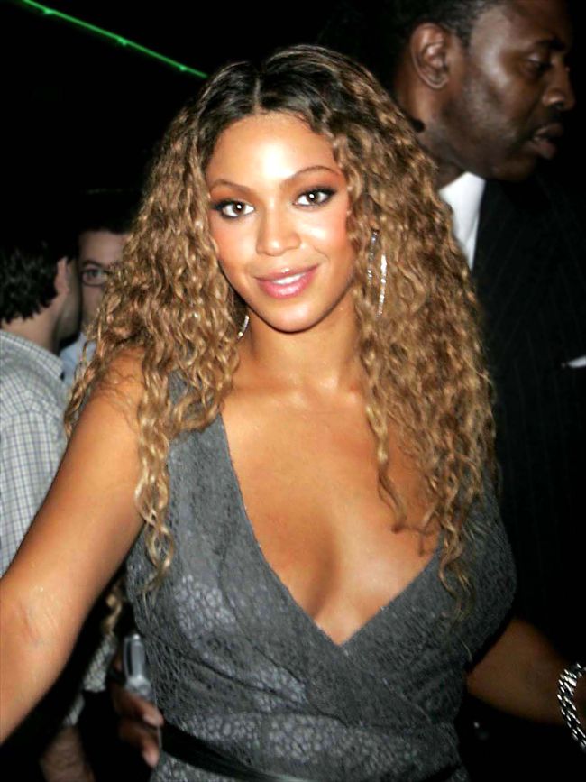 Beyonce Knowles2850_BEYONCE KNOWLES9