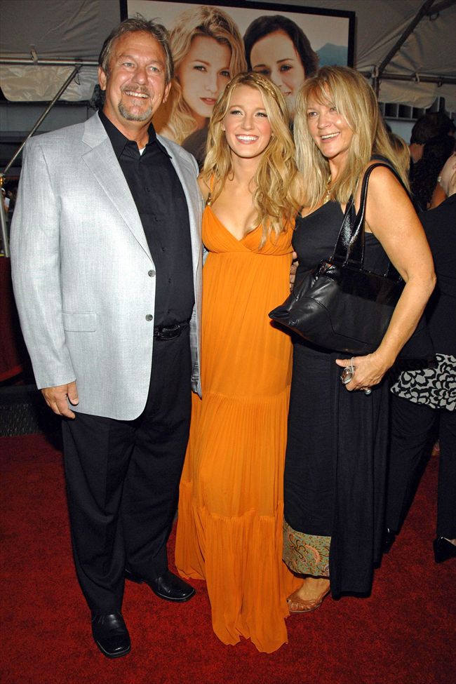Blake Lively2964_0828JLC_UG070_H