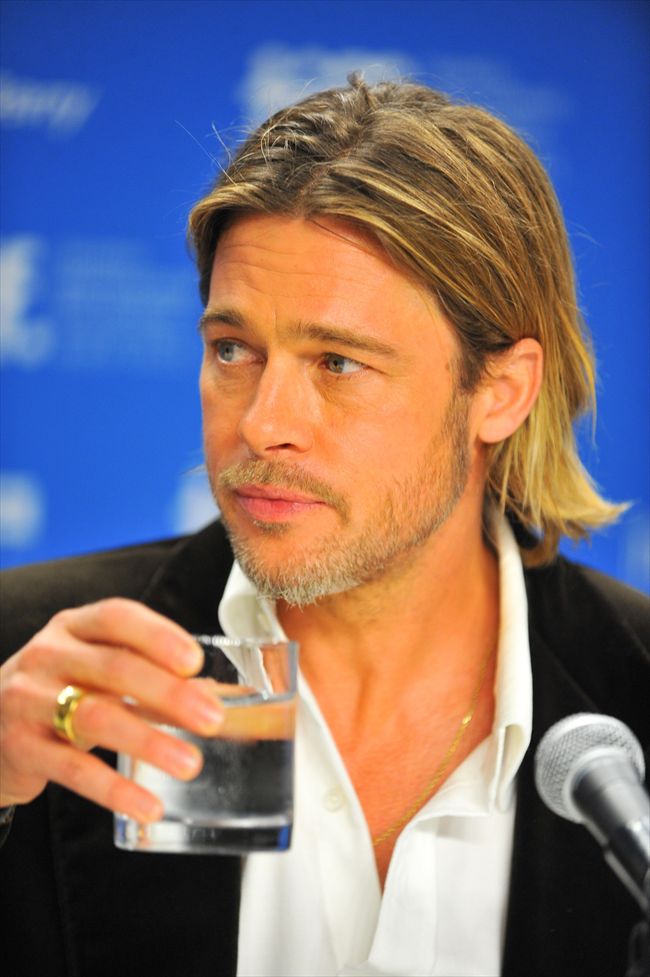 Brad Pitt3259_1109S02_GY020_H