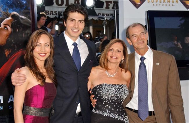 Brandon Routh3465_Brandon Routh with friend and family