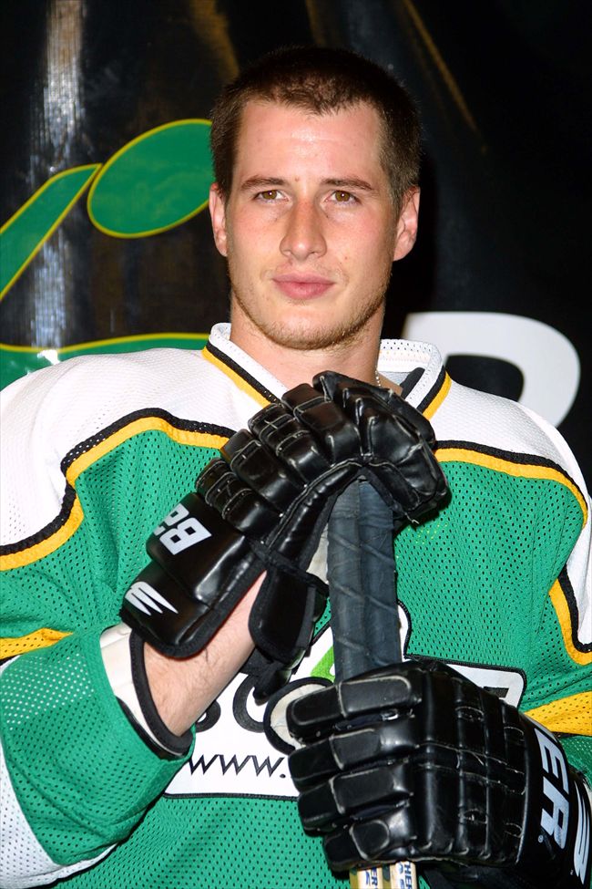 Brendan Fehr3503_FEHR