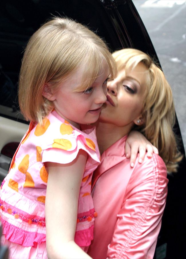 Brittany Murphy3725_07114007