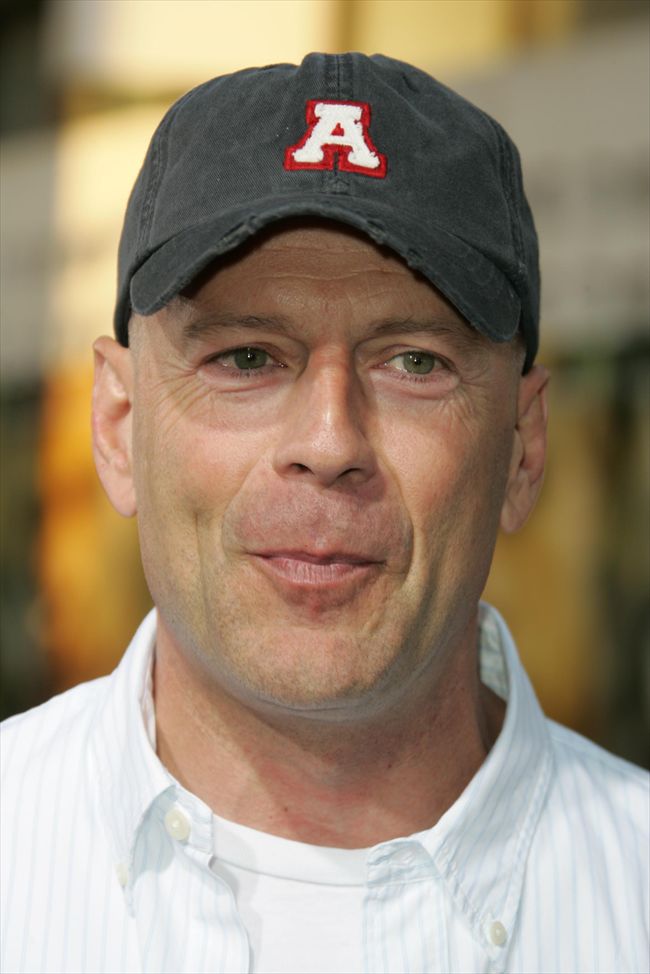 Bruce Willis3871_11