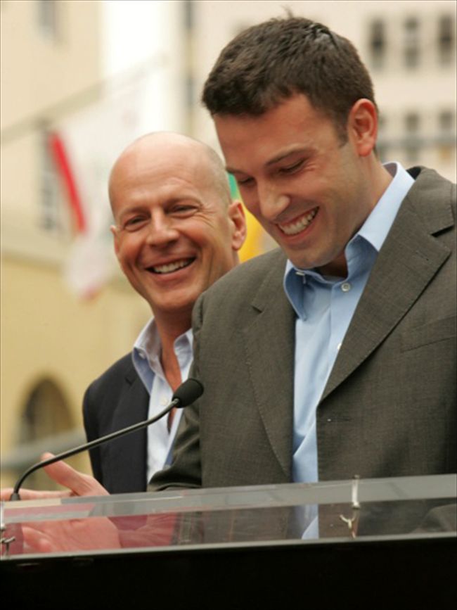 Bruce Willis3886_Bruce Willis and Ben Affleck