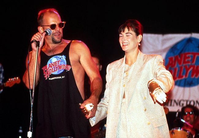 Bruce Willis3908_DEMI MOORE_BRUCE WILLIS