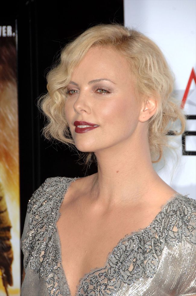 Charlize Theron4649_0904NVB_GM052_H