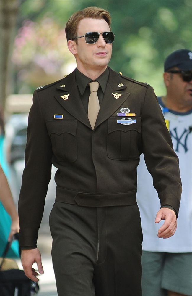 Chris Evans4966_1102S08_KH033_H