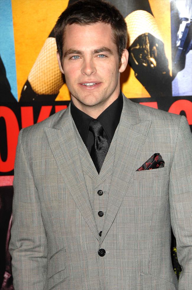 Chris Pine5054_CHRIS PINE