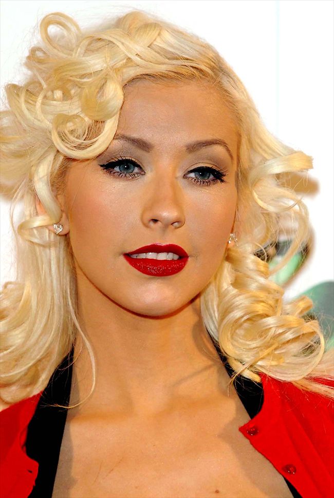 Christina Aguilera5166_08584393