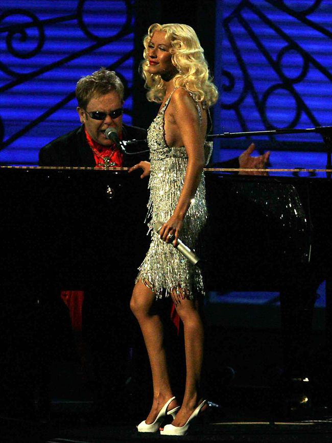 Christina Aguilera5266_ELTON JOHN AGUILERA