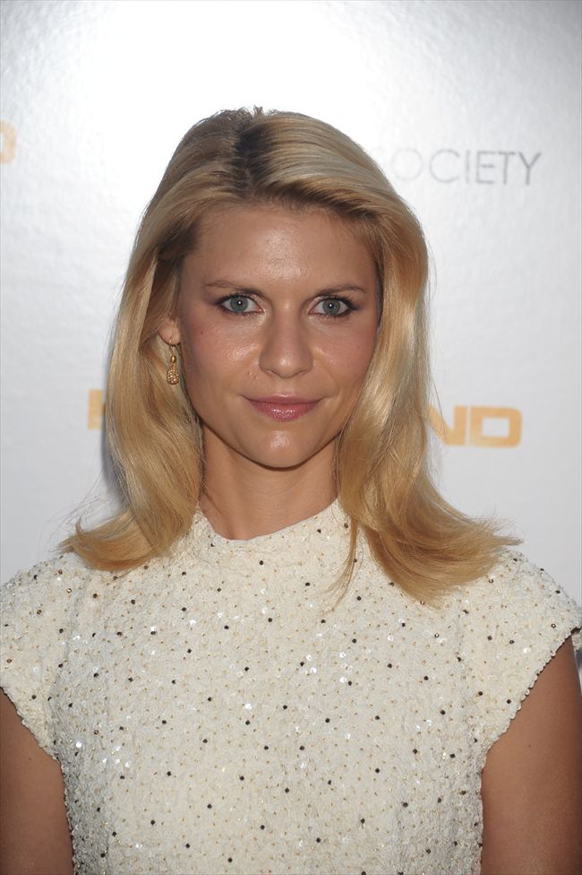 Claire Danes5522_1113G02_OH034_H