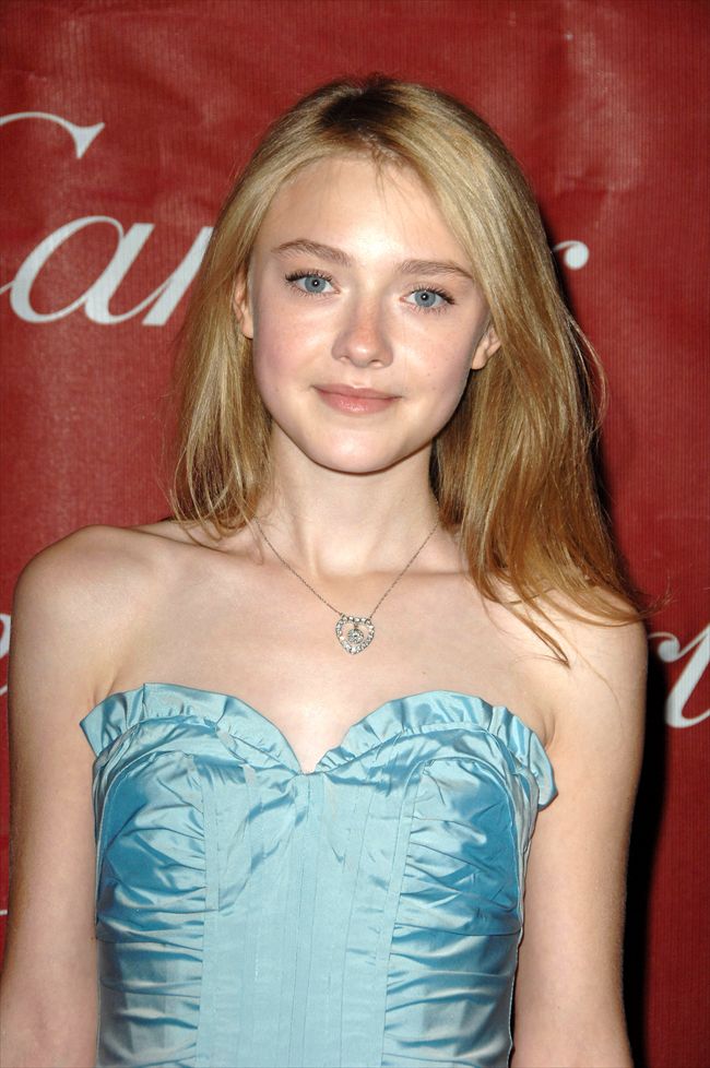 Dakota Fanning5978_DAKOTA FANNING11