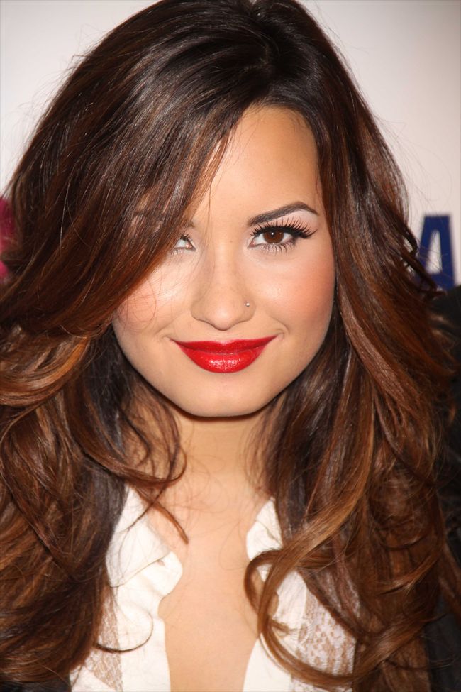 Demi Lovato6439_20111021_zaf_ba9_127