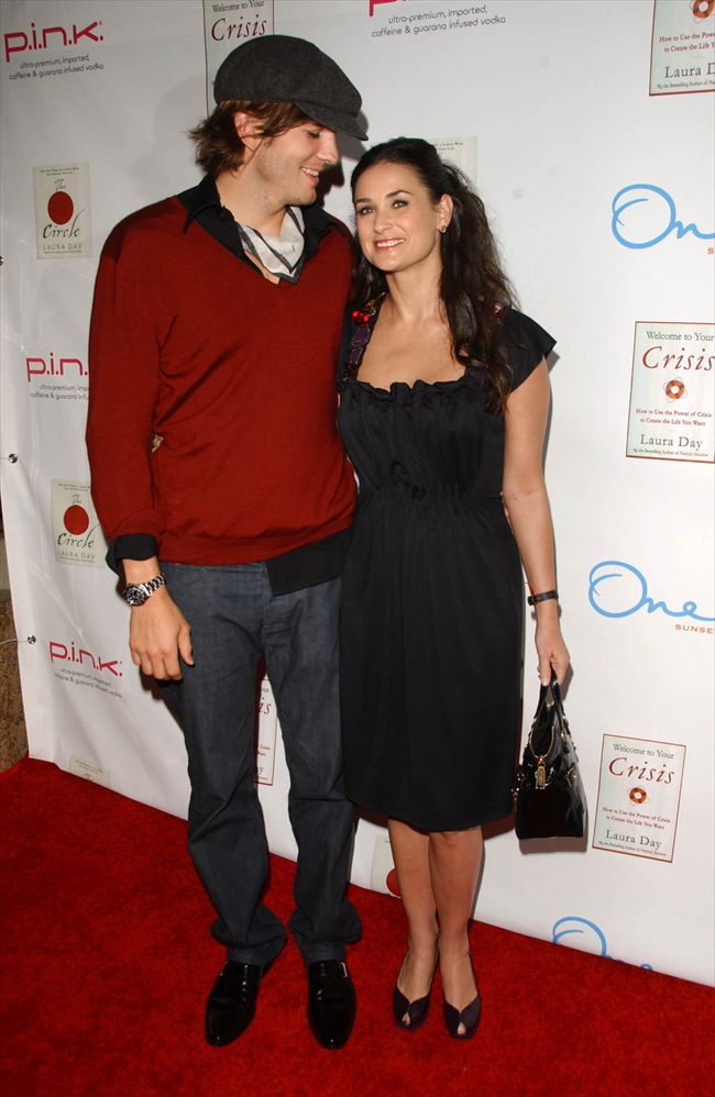 Demi Moore6509_Ashton Kutcher and Demi Moore11