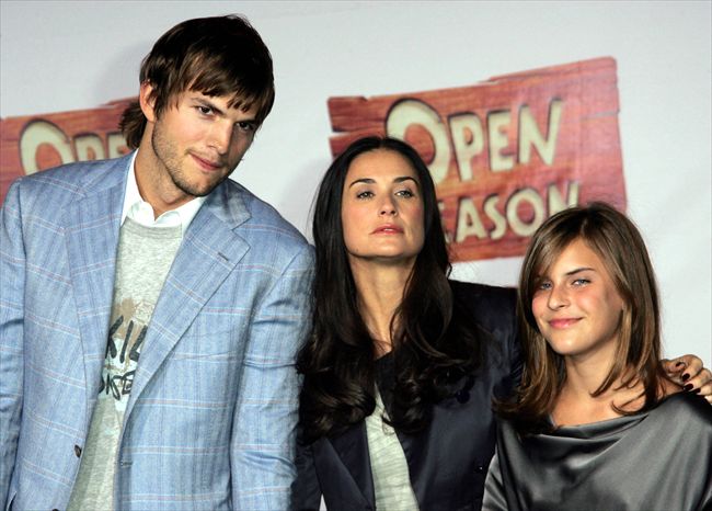 Demi Moore6521_Ashton Kutcher with Demi Moore and Tallulah Belle Willis