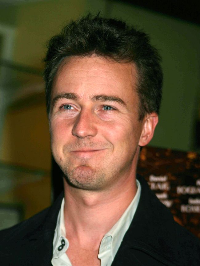 Edward Norton7118_EDWARD NORTON4