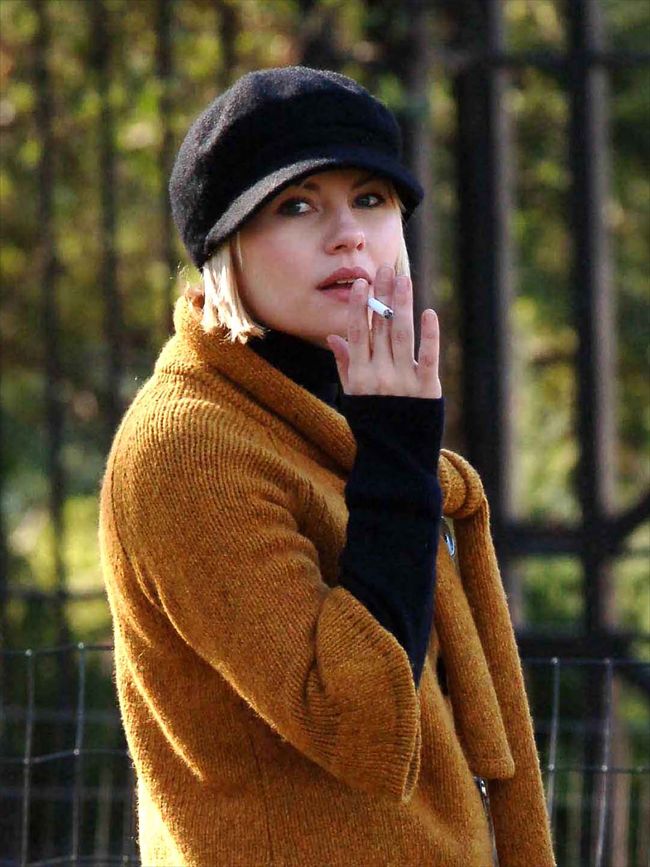Elisha Cuthbert7226_ELISHA CUTHBERT6