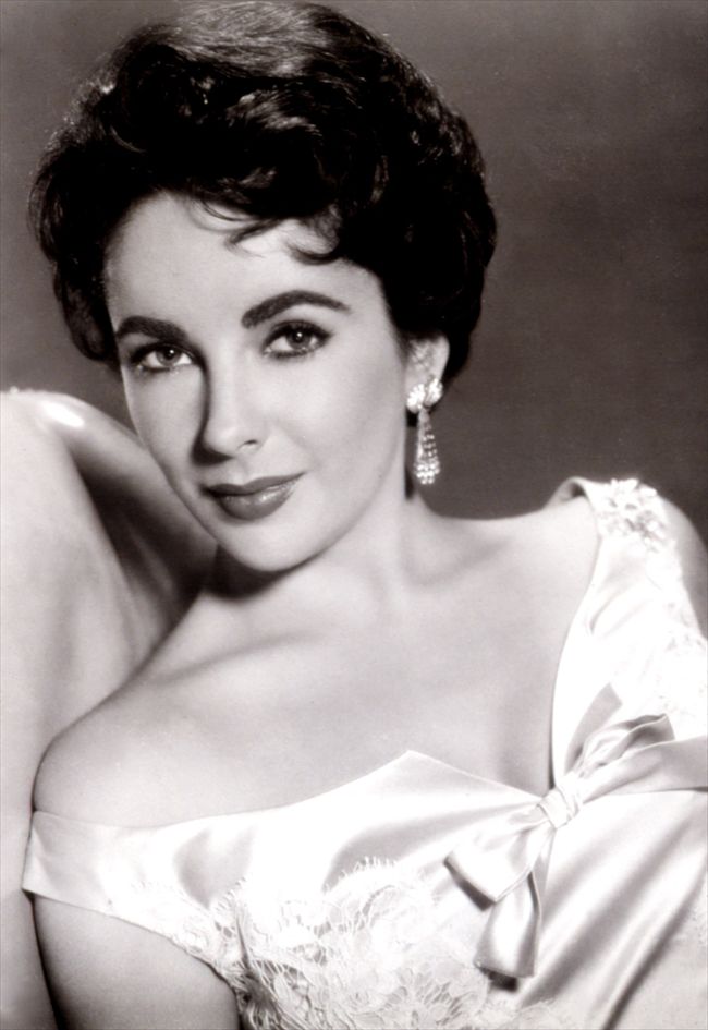 Elizabeth Taylor7317_MSDGIAN_EC016_H